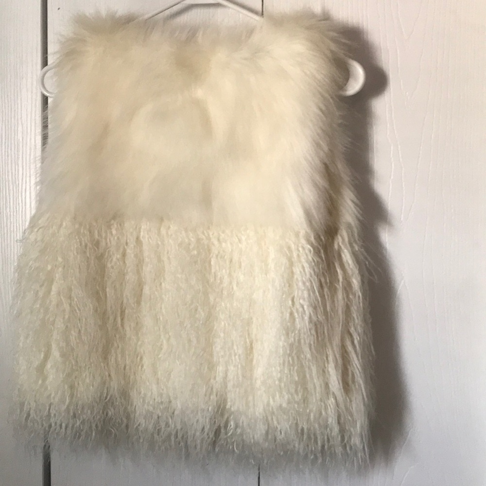 Bebe White Faux Fur Vest - Size Small - Picture 2 of 3